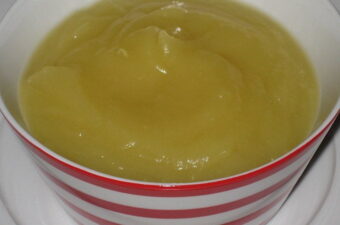 Easy Homemade Applesauce Recipe